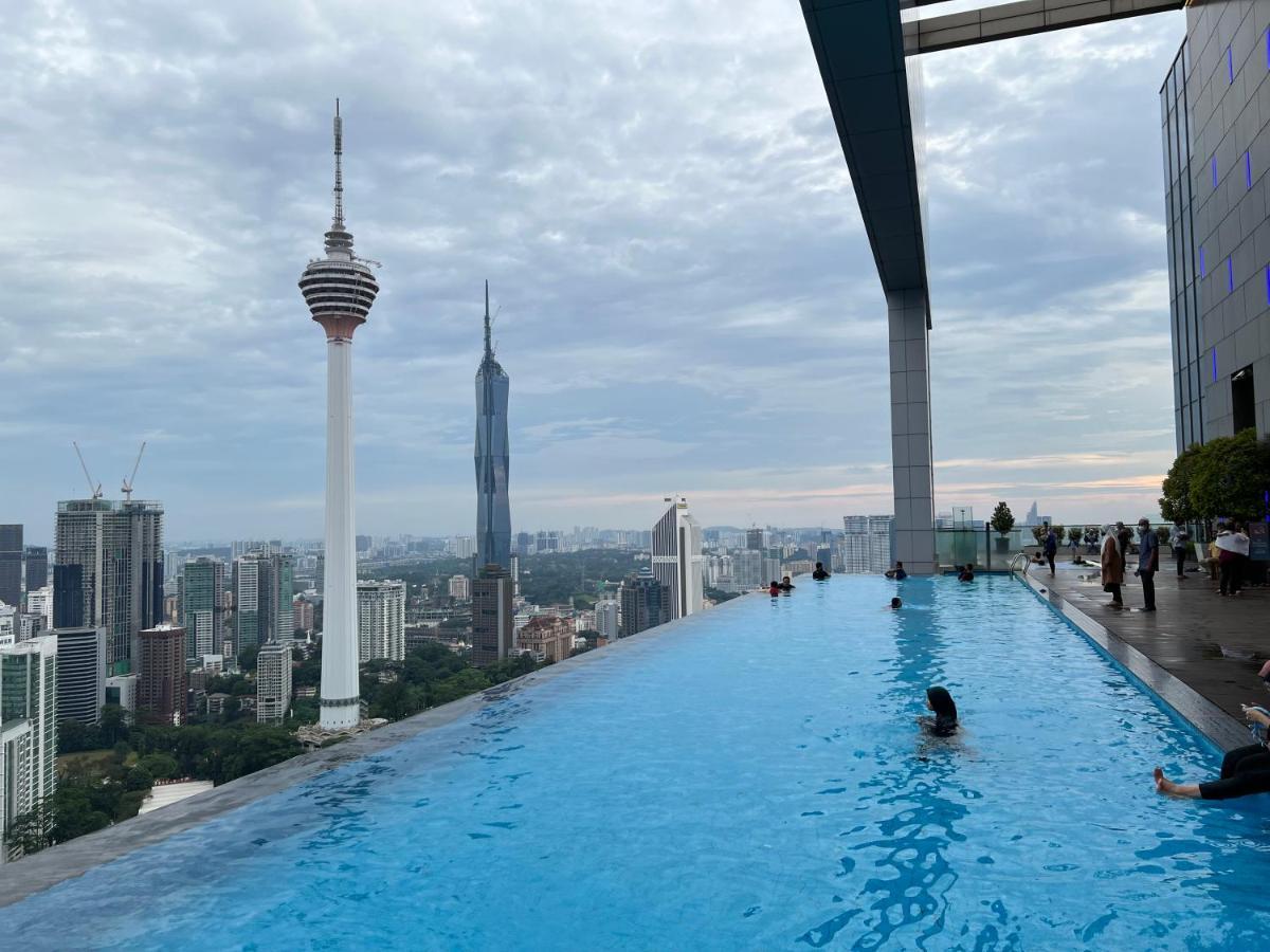 Amazing Pool By Platinum Suites Klcc Куала-Лумпур Экстерьер фото